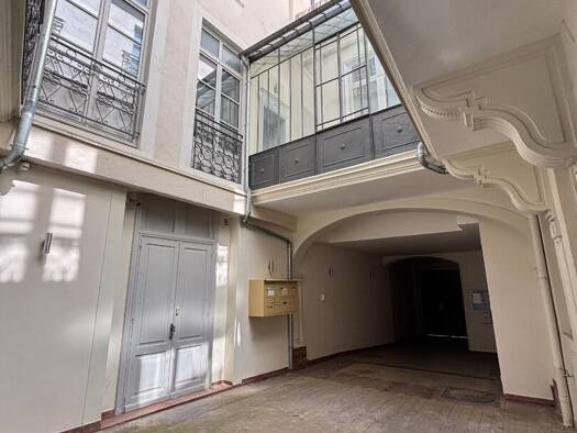 Duplex à vendre 140 000 € 4 pièces 2 chambres 102 m² Étage 2/4 Allées Paul Riquet Béziers 34500