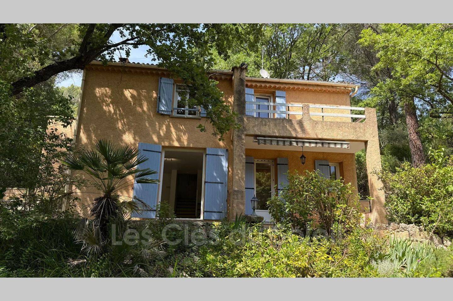 Maison 5 pièces 100 m² · à Vins-sur-Caramy · 100 m² · 260 000 €