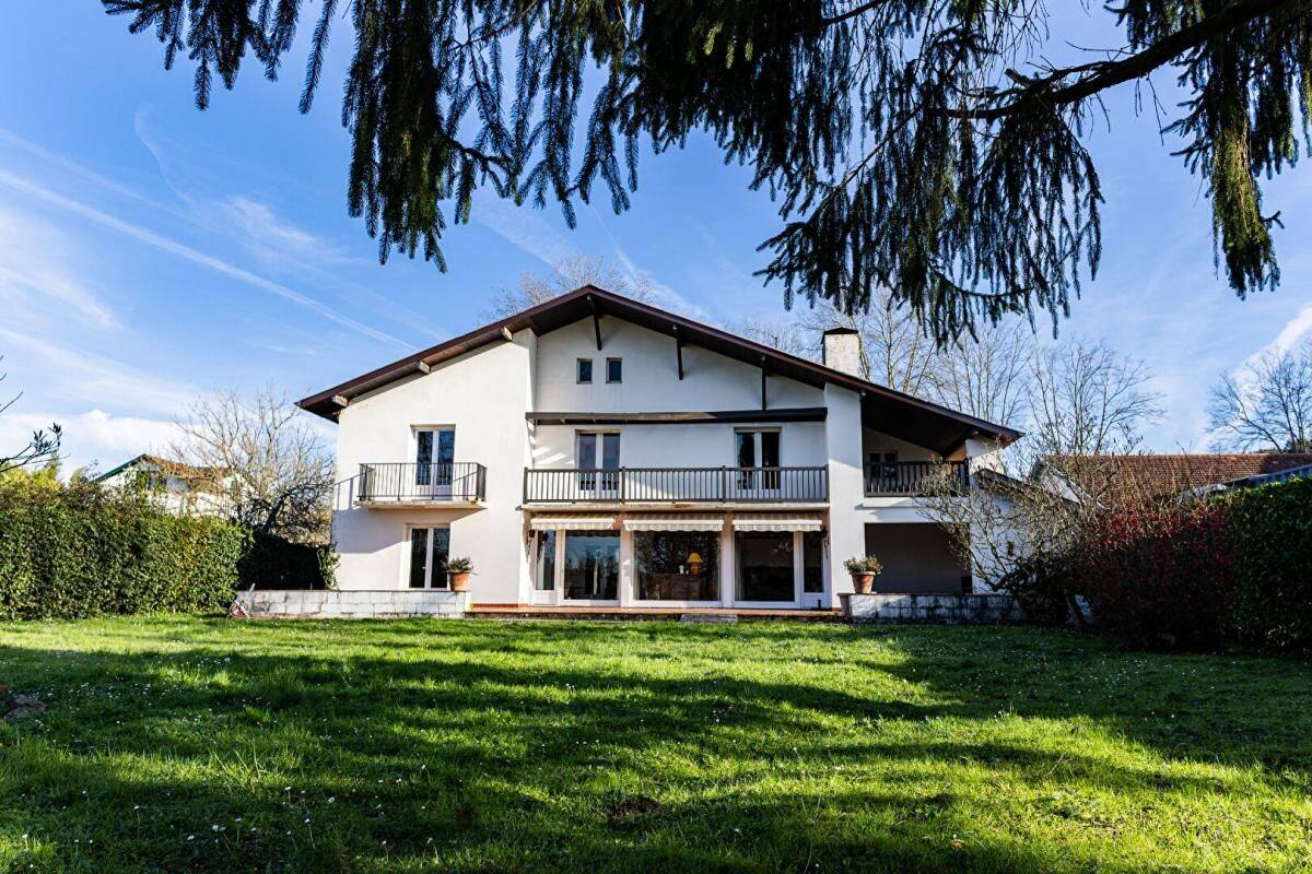 Maison 12 pièces 341 m² · à Peyrehorade · 341 m² · 579 975 €