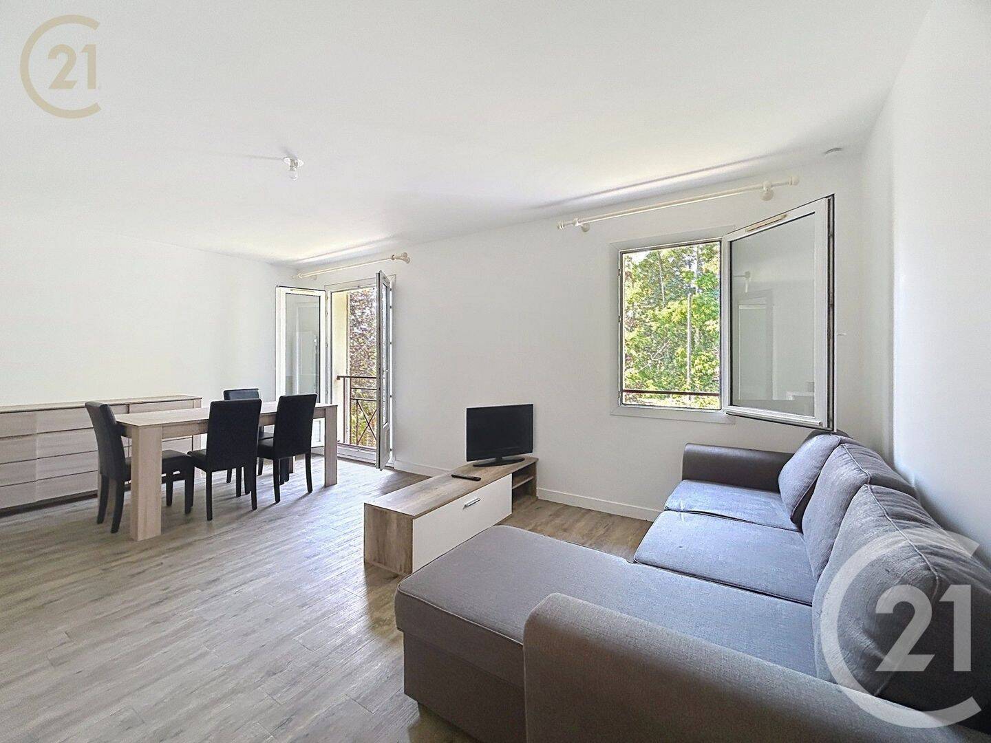 Appartement 1 pièce 33 m² · à Moret-Loing-Et-Orvanne · 33 m² · 630 €