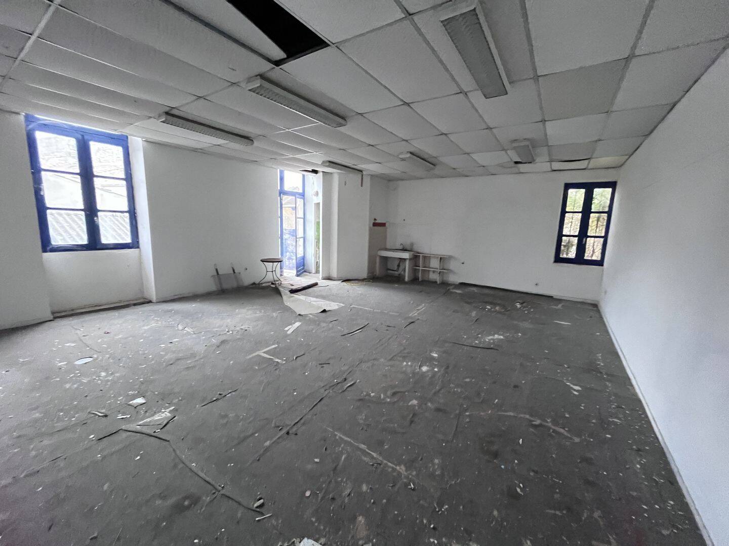 Appartement 8 pièces 150 m² · à Nîmes · 150 m² · 136 500 €