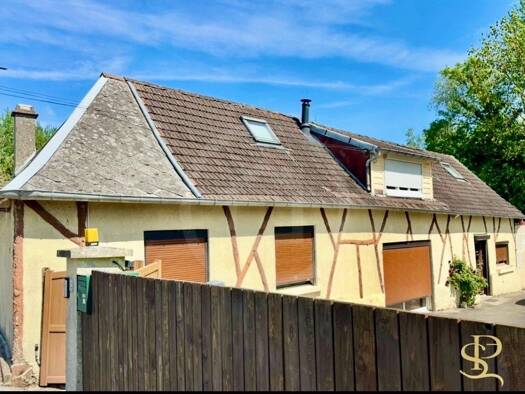 Maison à vendre 198 000 € 6 pièces 4 chambres 127 m² 412 m² de terrain Corbie 80800