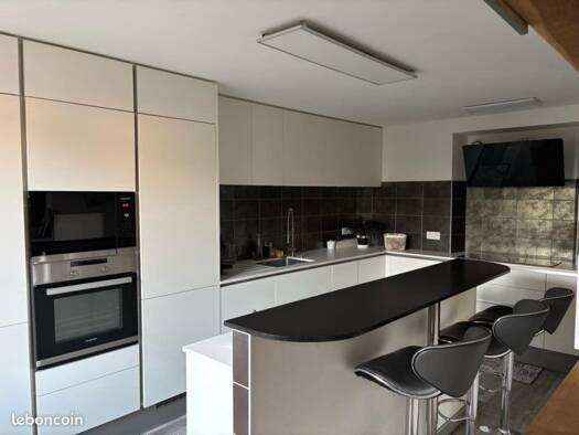 Maison de plain-pied à vendre 285 000 € 6 pièces 4 chambres 130 m² 2 008 m² de terrain Thury-en-Valois 60890