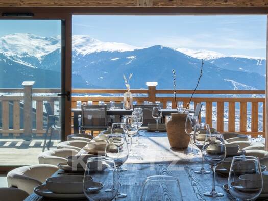 Maison à vendre - Première occupation 1 600 000 € 8 pièces 6 chambres 250 m² Font-Romeu-Odeillo-Via 66120