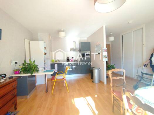 Appartement à vendre 142 000 € 2 pièces 1 chambre 47 m² RDC Université-Ribay-Ardriers Le Mans 72000