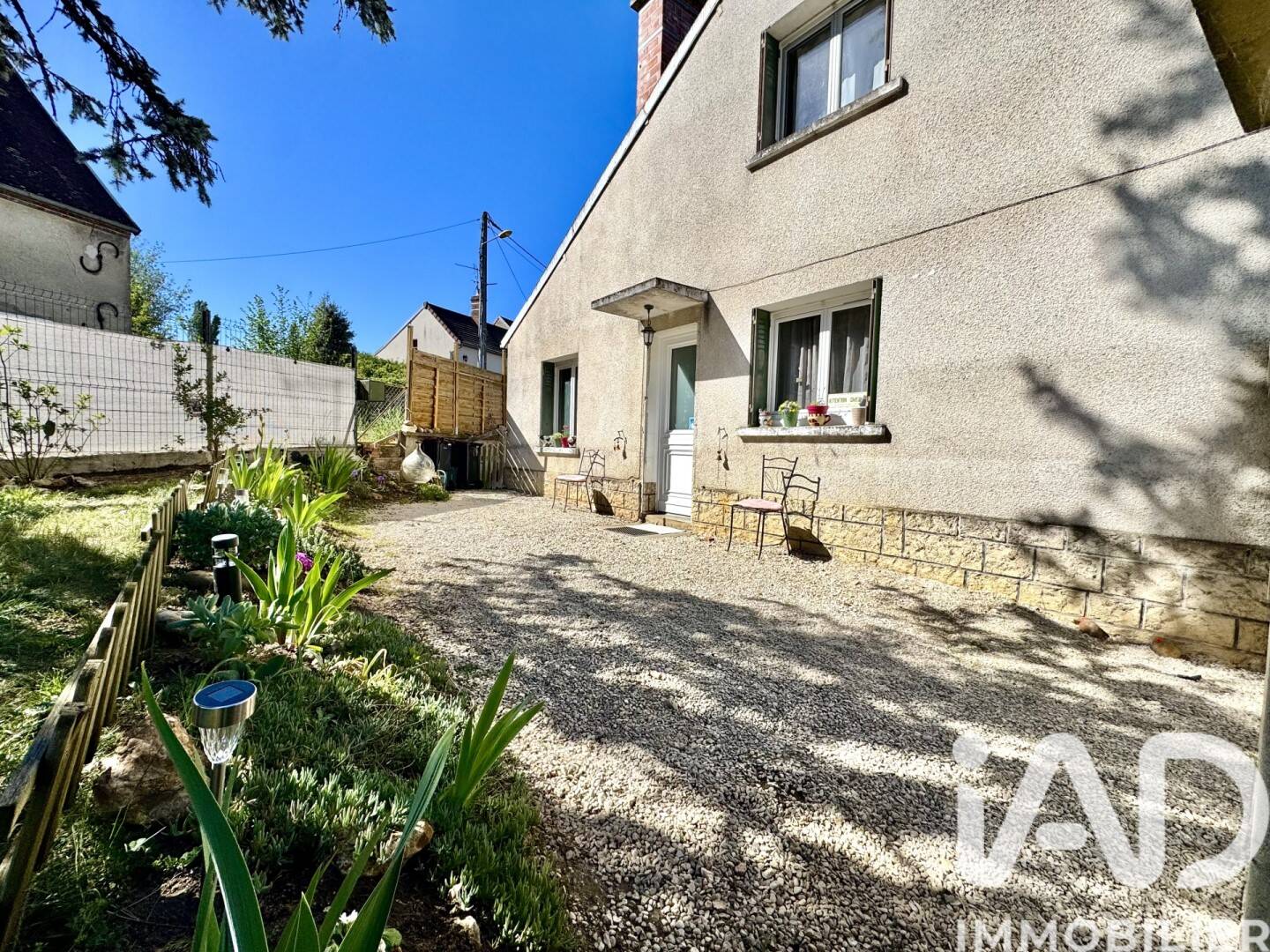 Maison 4 pièces 117 m² · à Saint-Amand-en-Puisaye · 117 m² · 107 000 €