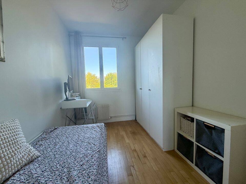 Appartement 1 pièce 10 m² · à Vaucresson · 10 m² · 550 €