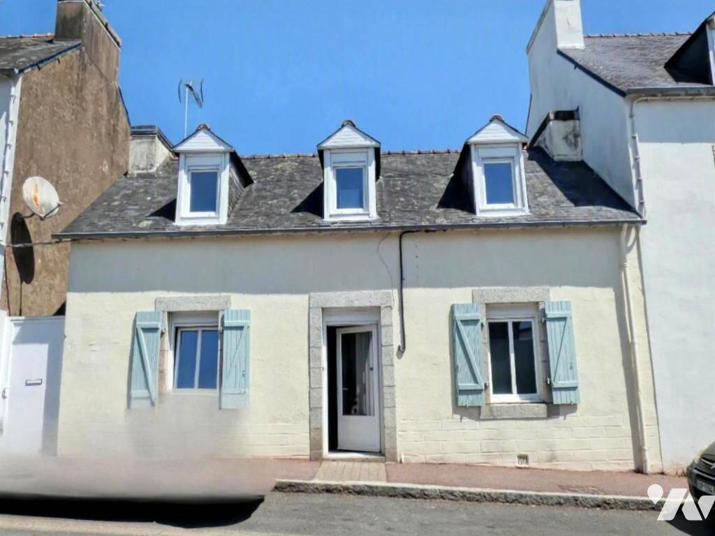 Maison 4 pièces 164 m² · à Châteauneuf-du-Faou · 164 m² · 86 860 €