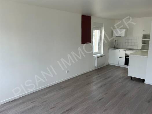 Maison à louer 790 € 3 pièces 2 chambres 81 m² dès le 05/05/2026 Criquetot-l'Esneval 76280