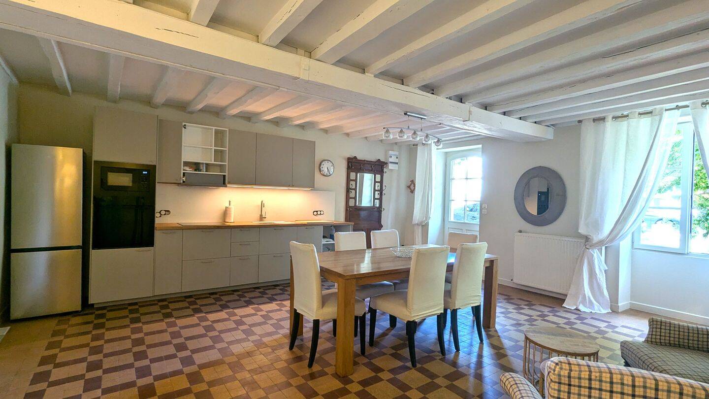 Appartement 2 pièces 85 m² · à Bourges · 85 m² · 690 €/mois