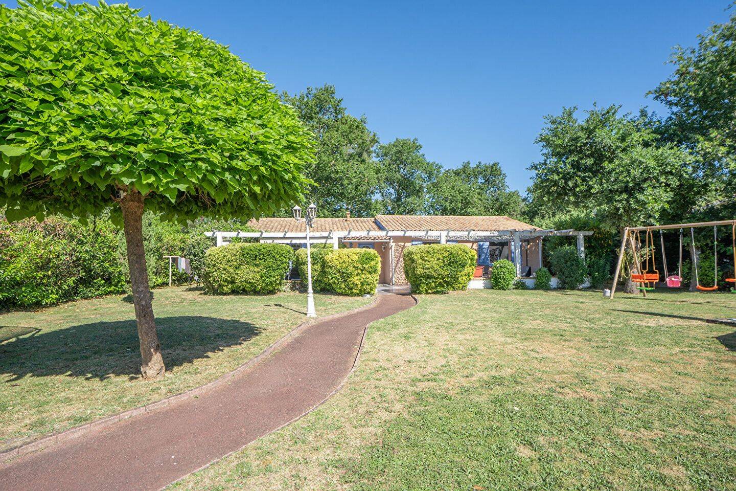 Maison 5 pièces 101 m² · à Saint-Médard-en-Jalles · 101 m² · 420 000 €