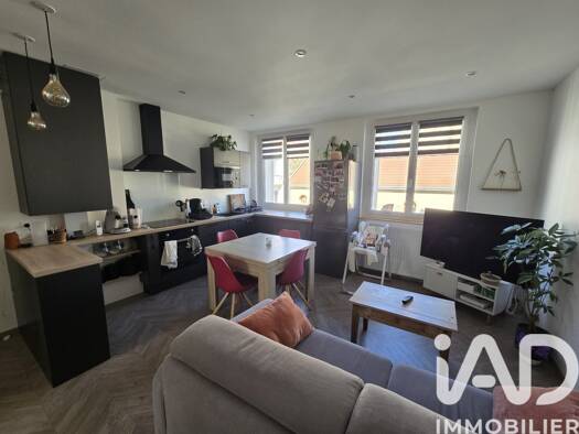 Appartement à vendre 125 000 € 2 pièces 1 chambre 53 m² Étage 1/4 Les Bains-République Vichy 03200