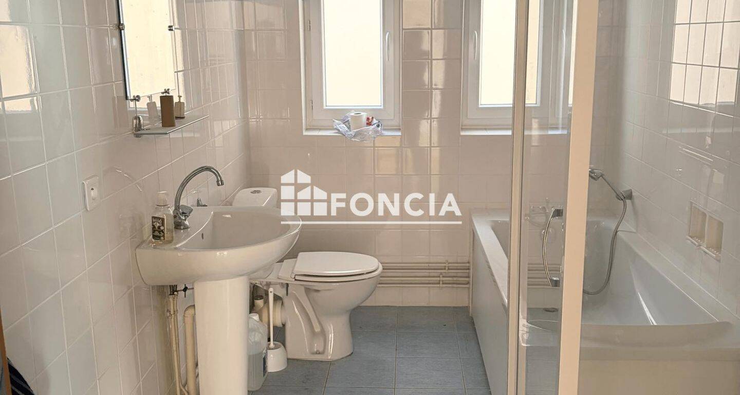 Appartement 3 pièces 78 m² · à Roanne · 78 m² · 670 €/mois