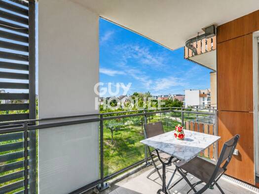 Appartement à vendre 230 000 € 3 pièces 2 chambres 60,6 m² Étage 2/3 Les Perroquets Villiers-sur-Marne 94350