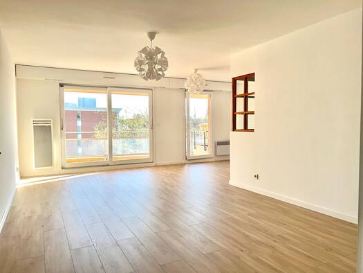 Appartement à vendre 349 000 € 3 pièces 2 chambres 76 m² 4ème étage Saint Maurice-Pellevoisin Lille 59000