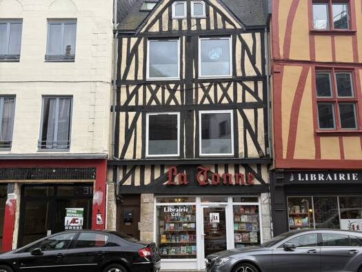 Triplex à vendre 317 500 € 7 pièces 5 chambres 126 m² Étage 1/3 Saint Marc-Croix de Pierre-Saint Nicaise Rouen 76000