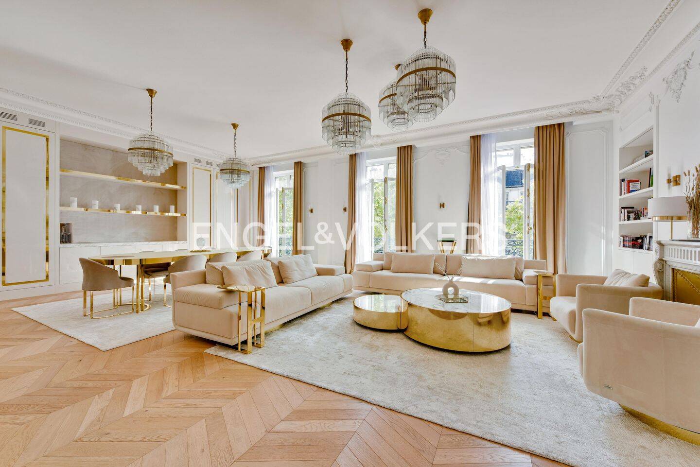 Appartement 5 pièces 197 m² · à Paris 8ème Arrondissement · 197 m² · 3 865 000 €