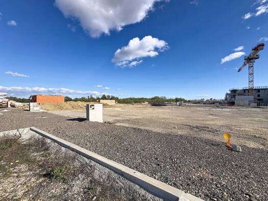Terrain constructible viabilisé à vendre 195 650 € 301 m² de terrain Périphérie Ouest et Sud Mauguio 34130