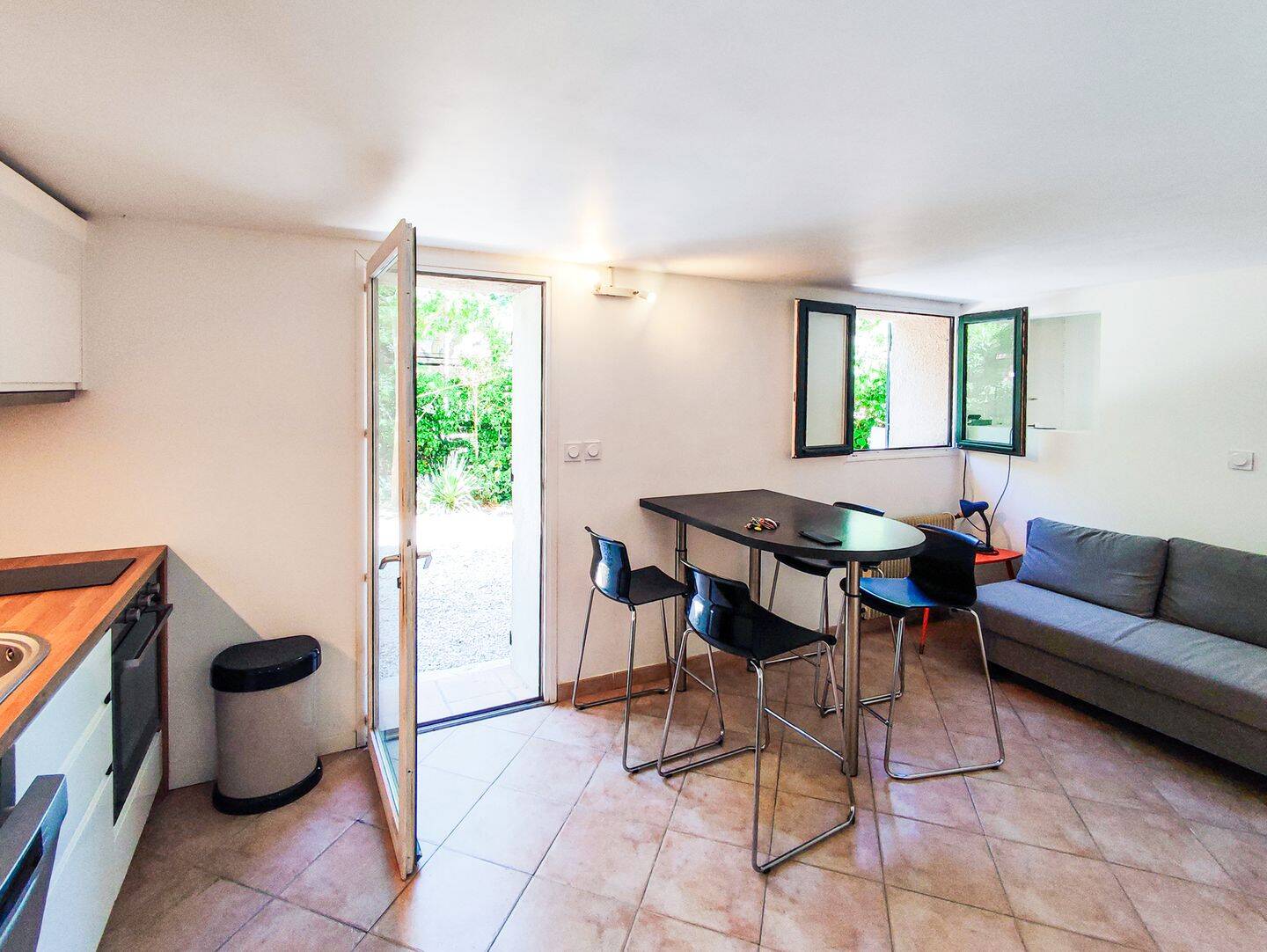 Appartement 2 pièces 35 m² · à Aix-en-Provence · 35 m² · 900 €