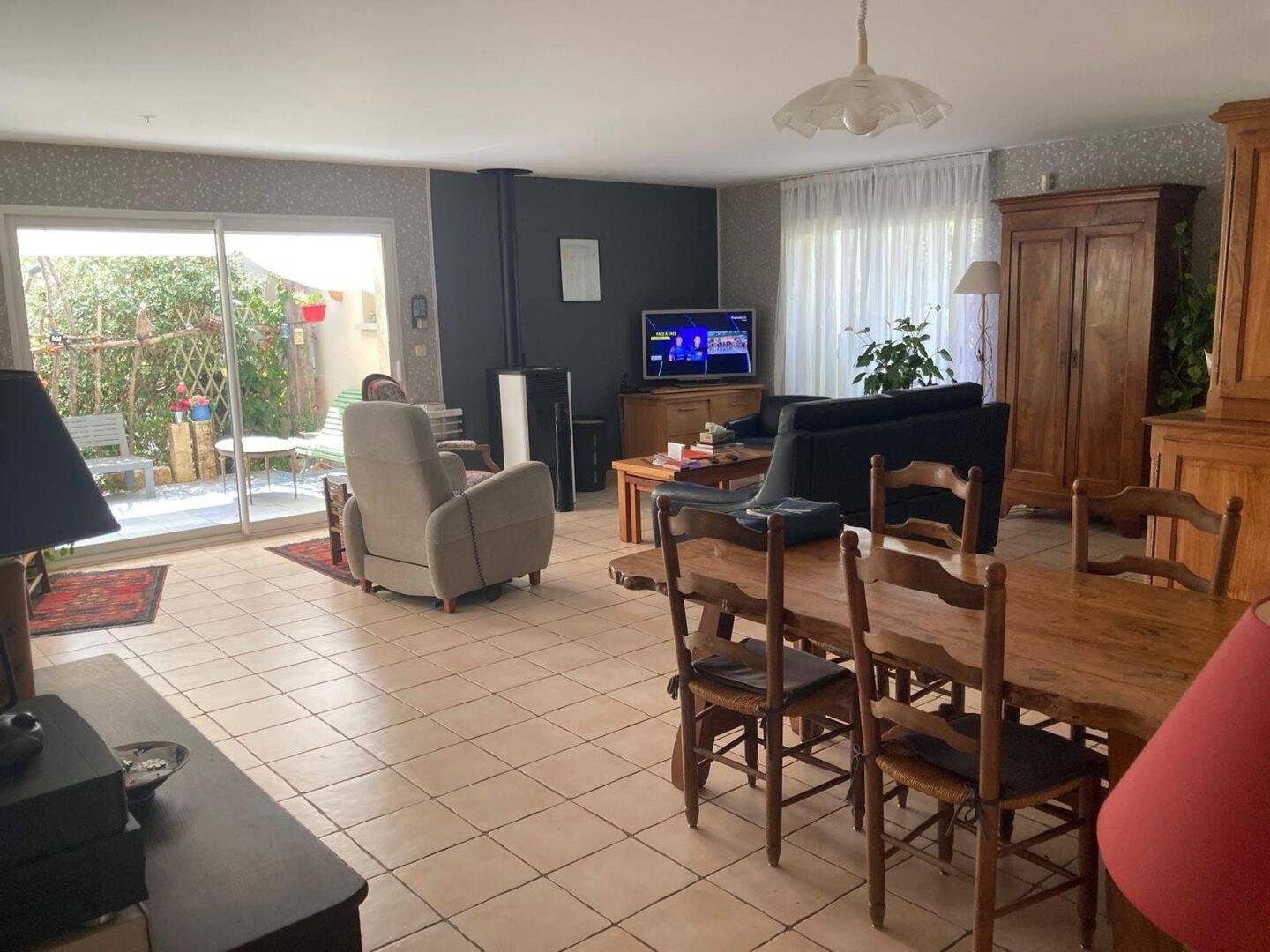 Maison 8 pièces 210 m² · à Migné-Auxances · 210 m² · 353 000 €
