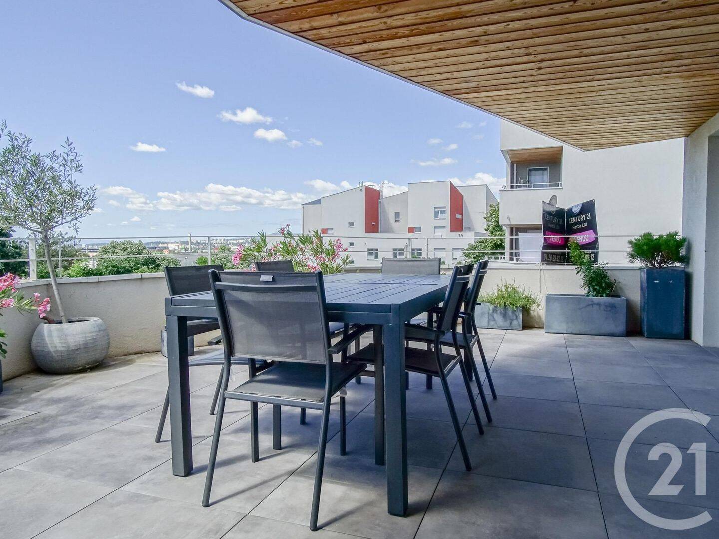 Appartement 5 pièces 100 m² · à Lyon 8ème Arrondissement · 100 m² · 429 000 €