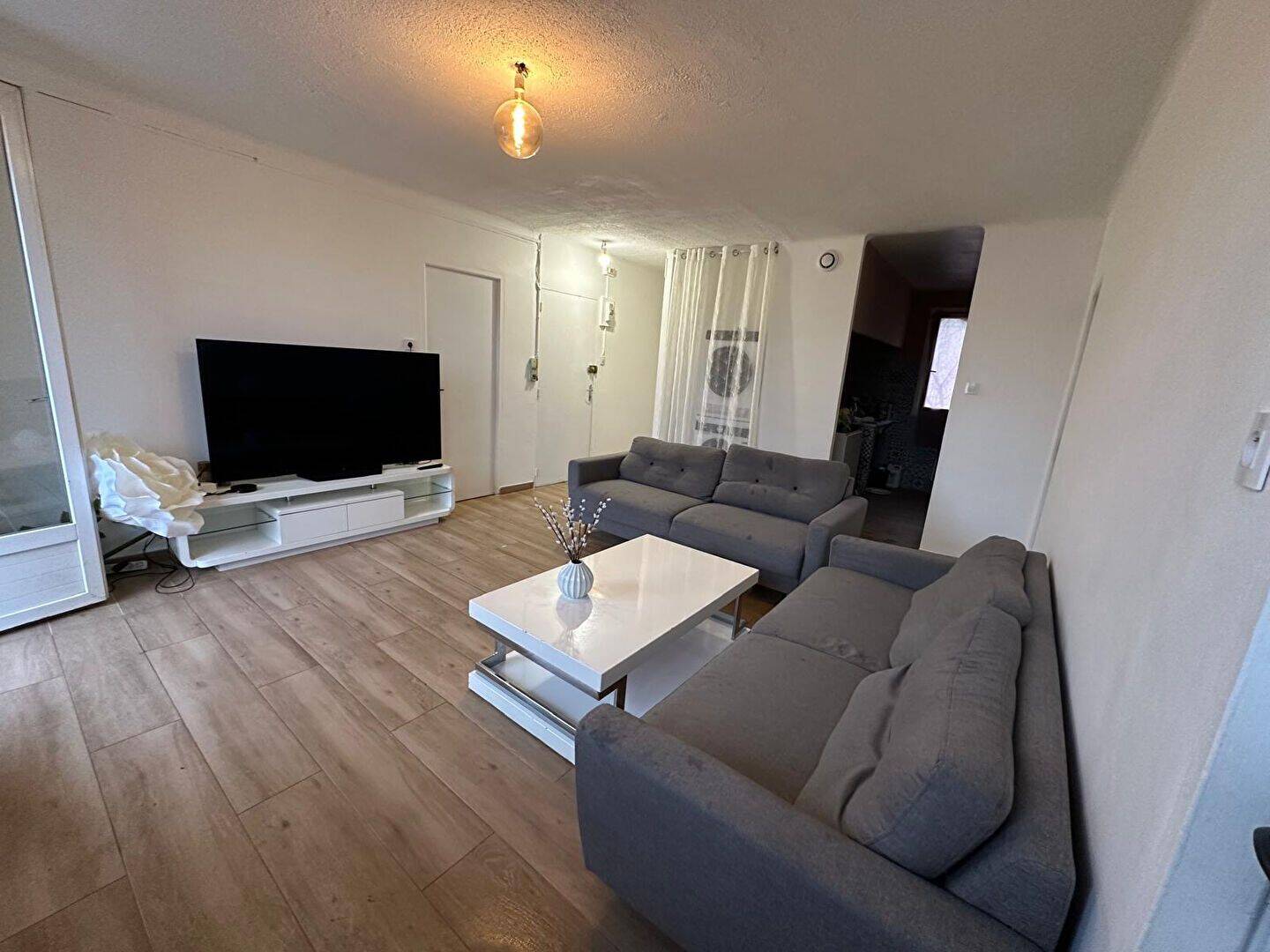 Appartement 4 pièces 61 m² · à Carpentras · 61,1 m² · 66 000 €