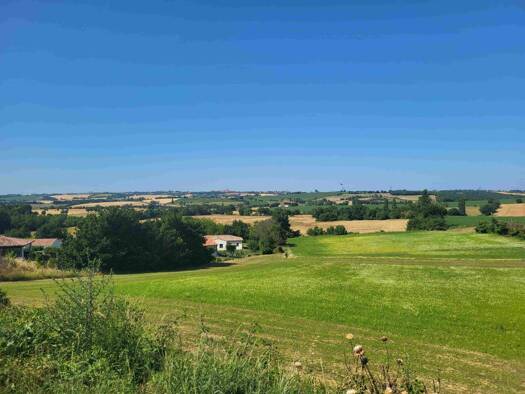 Terrain constructible viabilisé à vendre 92 000 € 652 m² de terrain Villefranche-de-Lauragais 31290