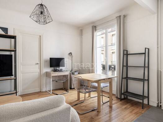 Appartement à vendre 335 000 € 2 pièces 1 chambre 43 m² Étage 2/5 Bécon Courbevoie 92400