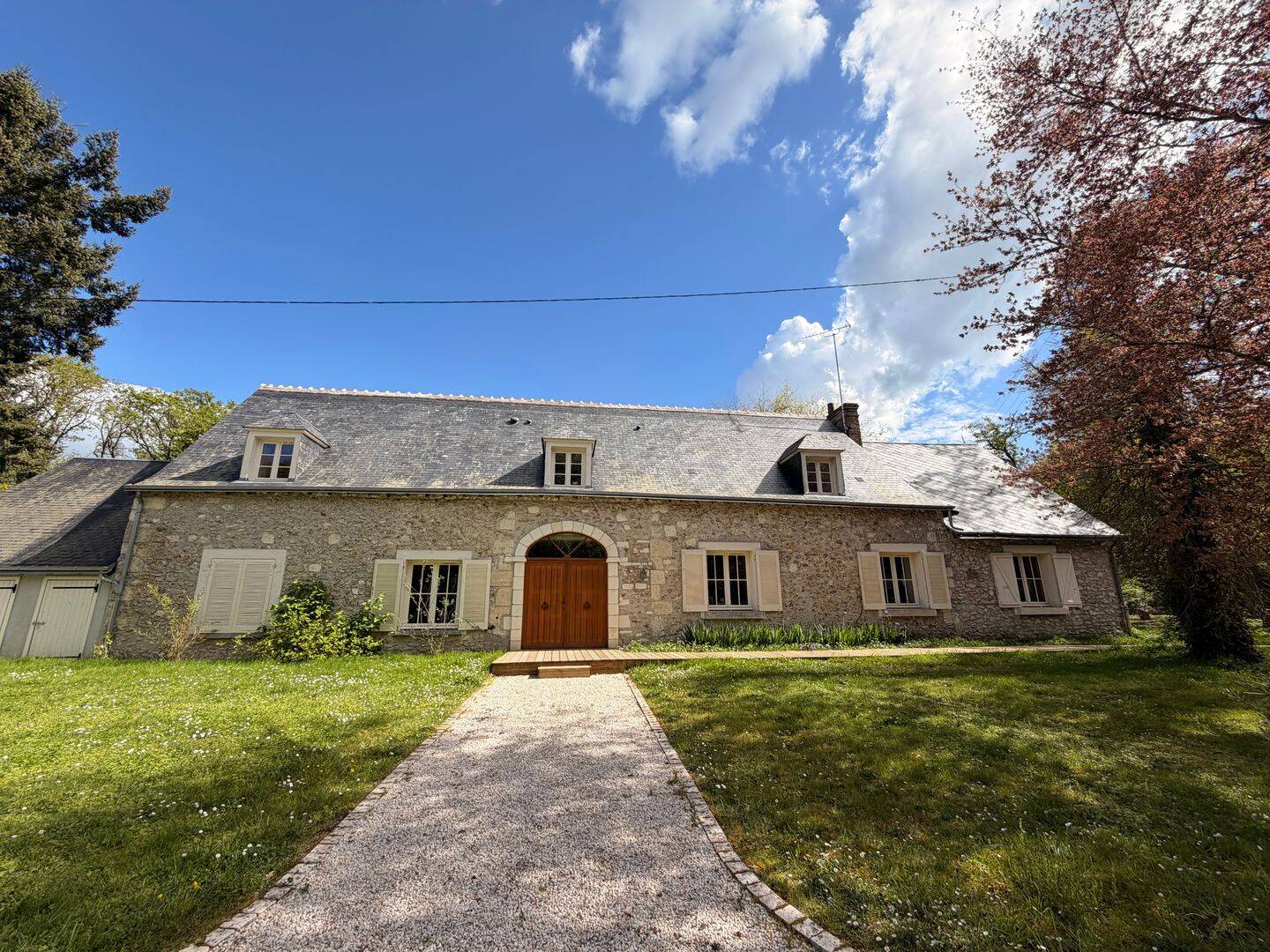 Maison 7 pièces 260 m² · à Veigné · 260 m² · 892 000 €