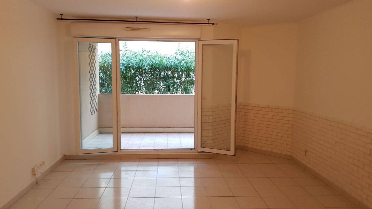 Appartement 3 pièces 64 m² · à Draguignan · 64 m² · 880 €