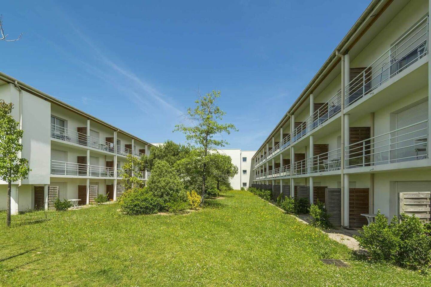 Appartement 1 pièce 28 m² · à Saint-Michel-sur-Orge · 27,5 m² · 93 597 €