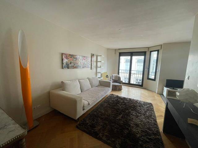 Appartement 2 pièces 72 m² · à Lyon 6ème Arrondissement · 71,7 m² · 1 390 €/mois