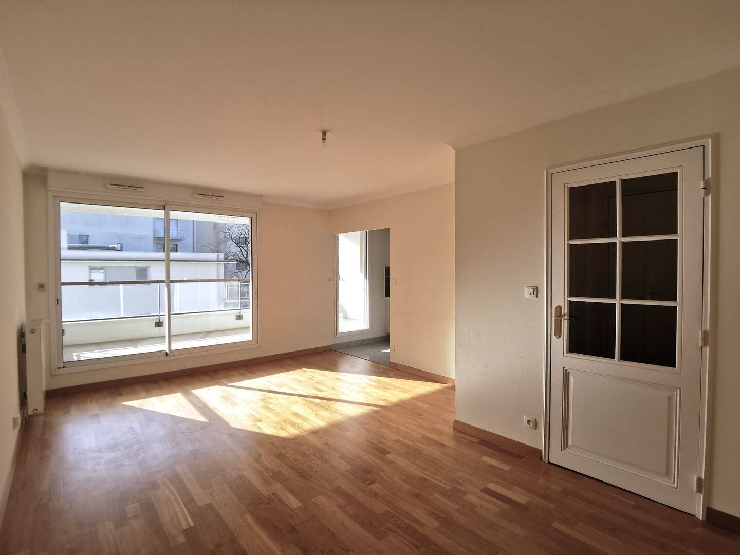 PROCHE GUIST'HAU - APPARTEMENT TYPE 2 — 3