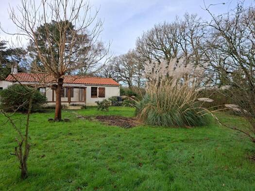 Maison à vendre 168 400 € 3 pièces 2 chambres 78 m² 5 000 m² de terrain Saint-Gervais 85230