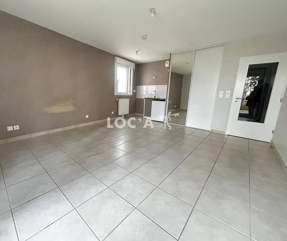 Appartement 1 pièce 35 m² · à Dijon · 35 m² · 650 €