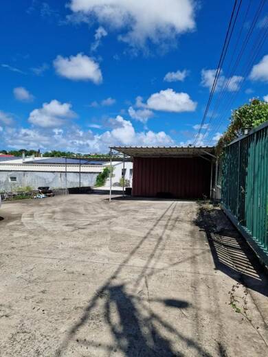 Terrain à vendre 632 000 € 1 854 m² de terrain Ducos 97224