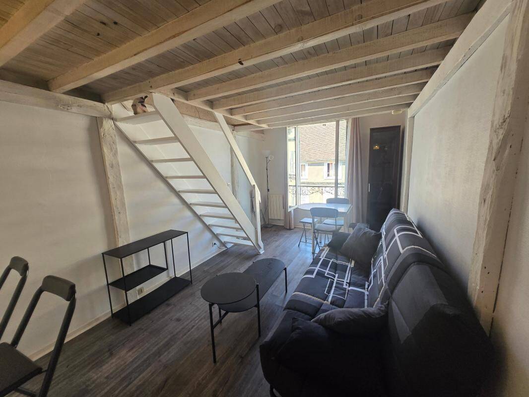 Appartement 1 pièce 23 m² · à Nemours · 22,7 m² · 615 €/mois