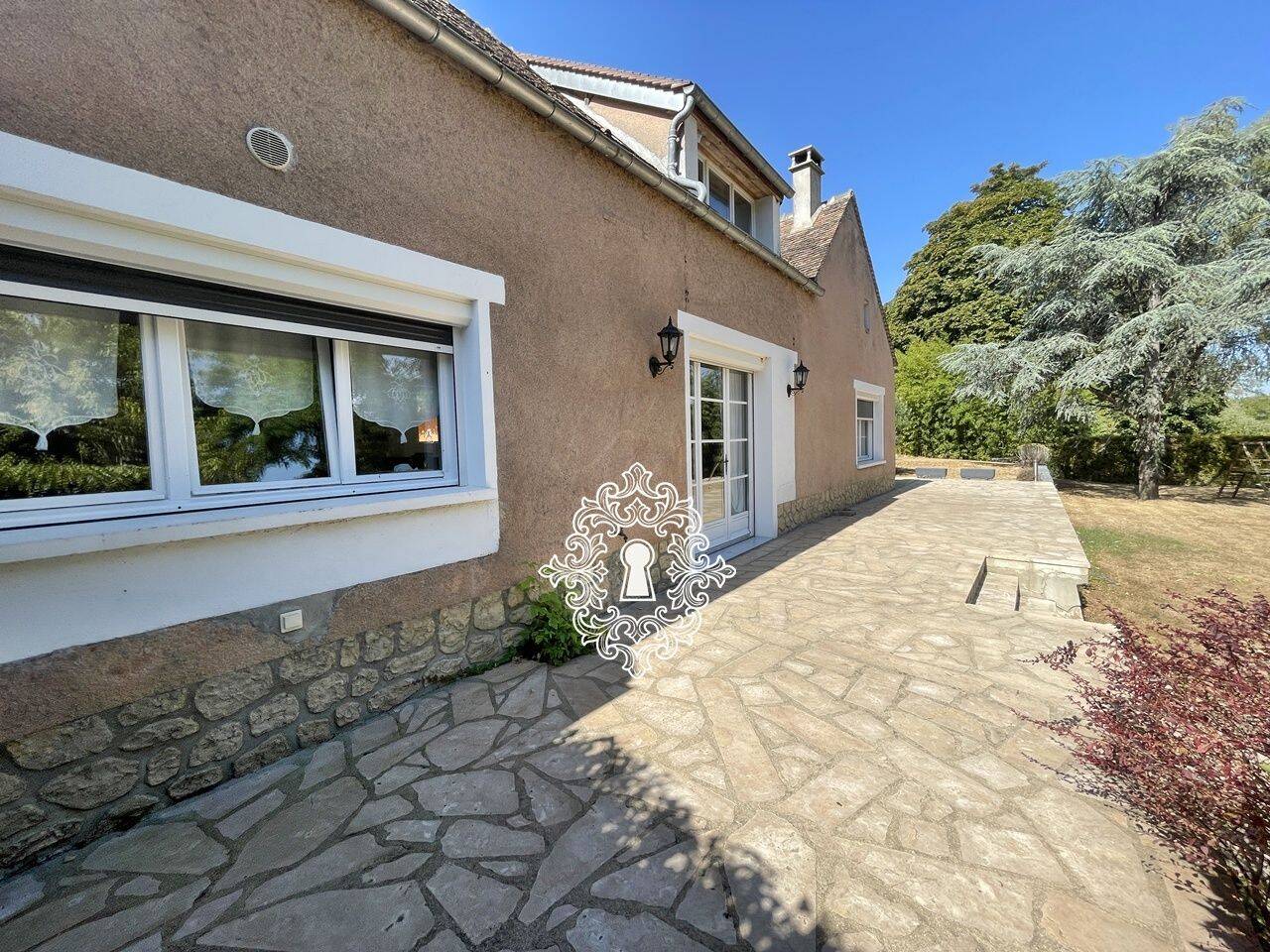 Maison 6 pièces 134 m² · à Champigny · 134 m² · 339 000 €