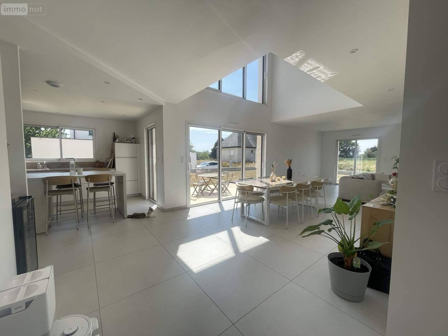 Maison 8 pièces 150 m² · à Châteaubourg · 150 m² · 501 600 €