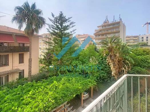 Appartement à vendre 285 000 € 2 pièces 1 chambre 41,1 m² Étage 2/6 Carei-Monti Menton 06500