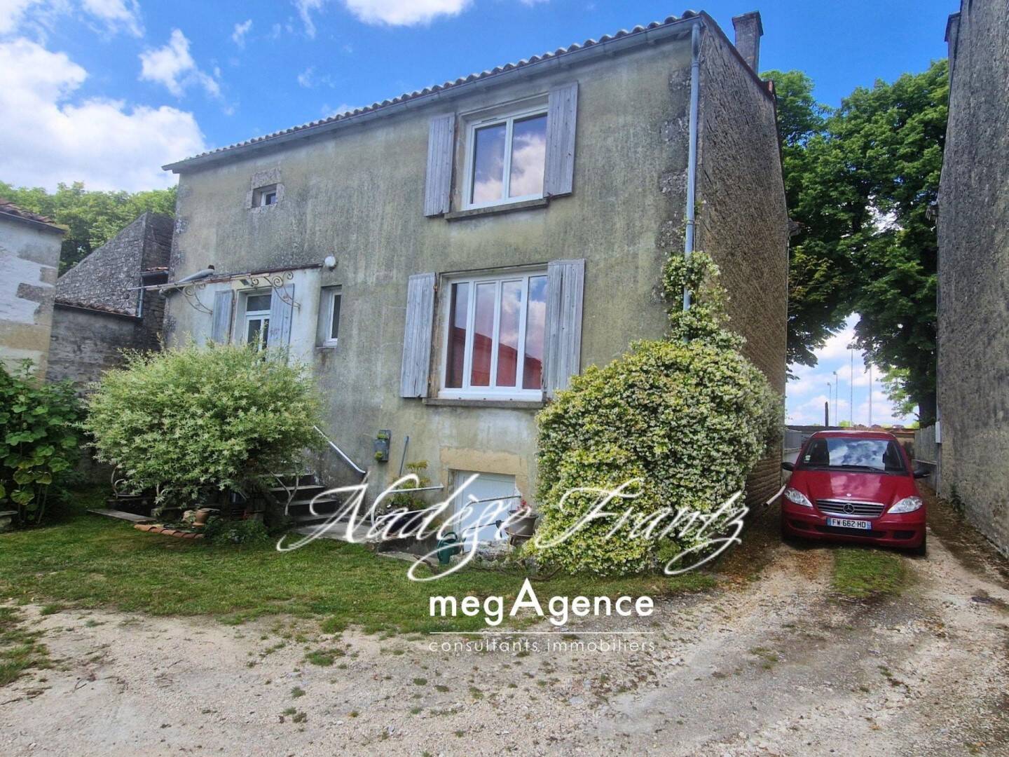 Maison 5 pièces 155 m² · à Aulnay · 155 m² · 175 000 €