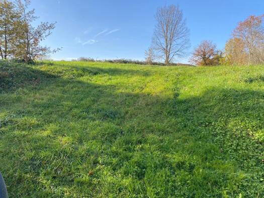 Terrain constructible à vendre 28 000 € 1 415 m² de terrain Gaujan 32420