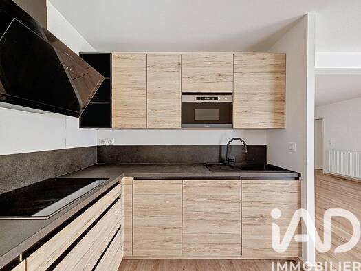 Appartement à vendre 344 000 € 4 pièces 3 chambres 82 m² Étage 3/5 Francisco-Vern-Poterie Rennes 35200