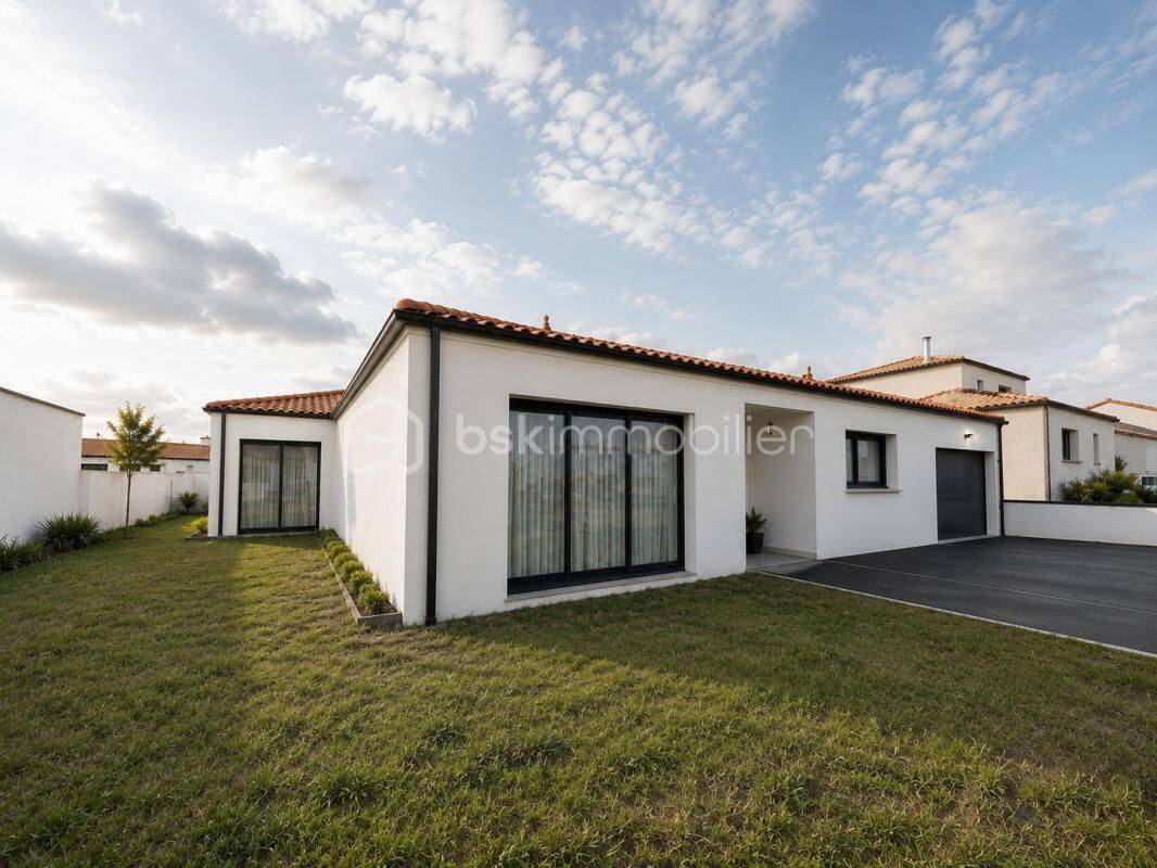 Maison 6 pièces 145 m² · à Montaigu-Vendée · 145 m² · 420 000 €