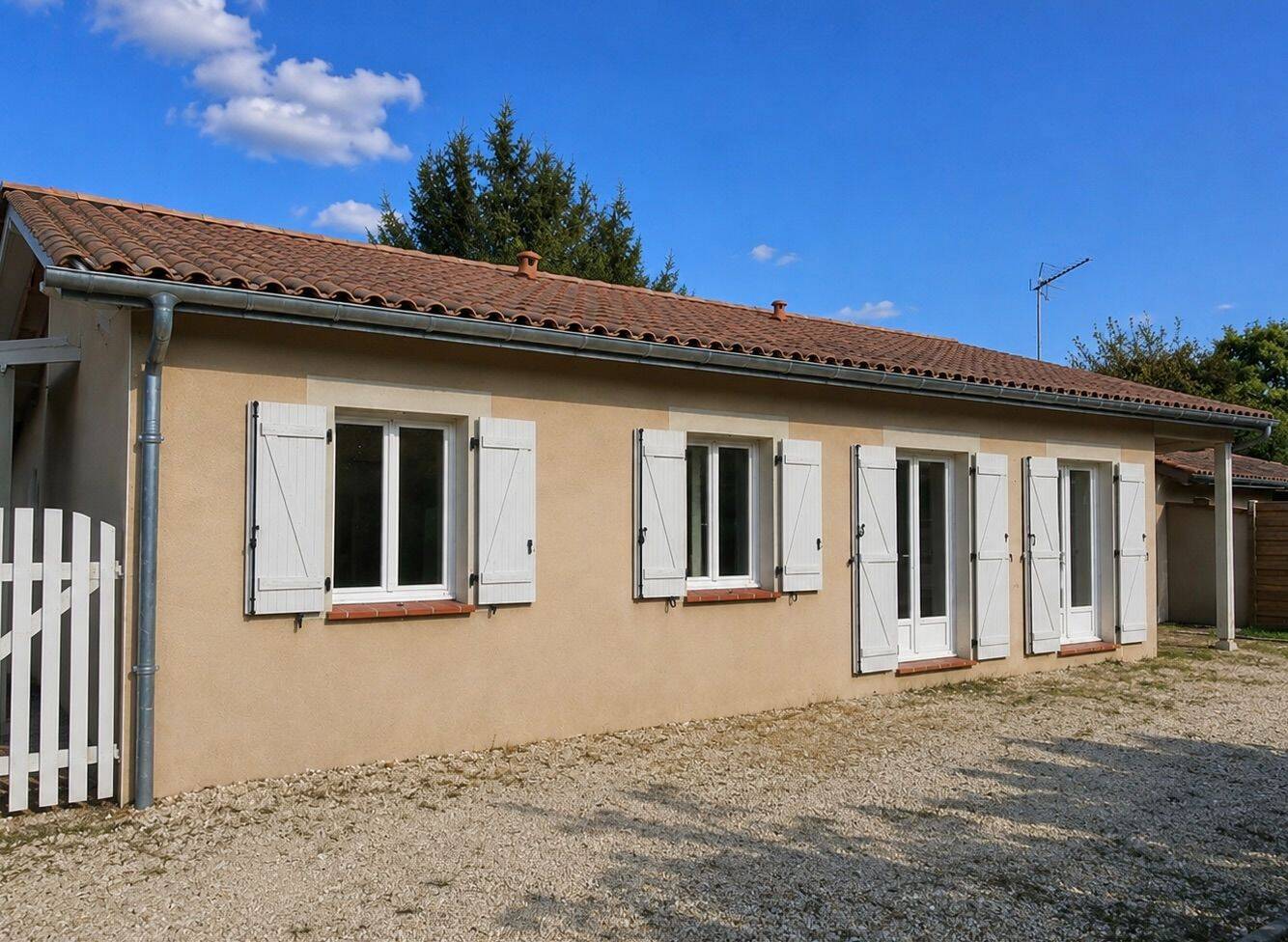 Maison 4 pièces 92 m² · à Lavernose-Lacasse · 92 m² · 980 €