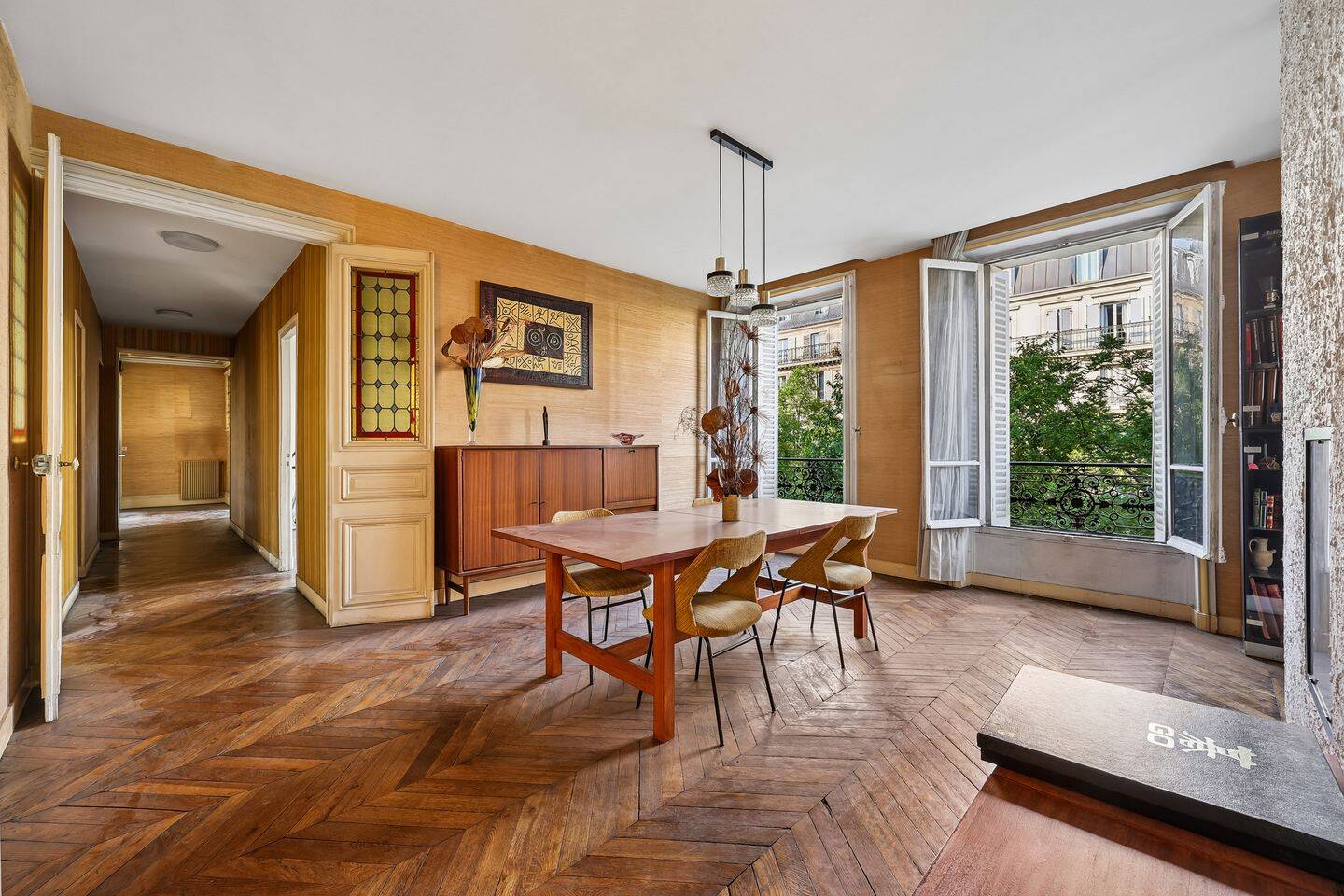 Appartement 6 pièces 167 m² · à Paris 10ème Arrondissement · 167 m² · 1 449 000 €