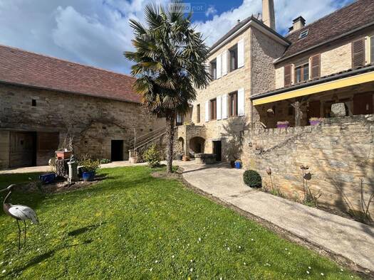 Maison à vendre 445 900 € 5 pièces 3 chambres 231 m² 741 m² de terrain Figeac 46100