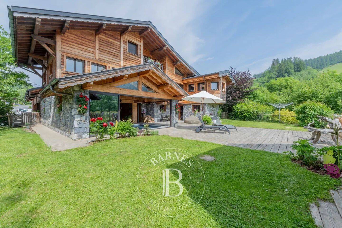 Maison 6 pièces 228 m² · à Les Gets · 228 m² · 2 100 000 €
