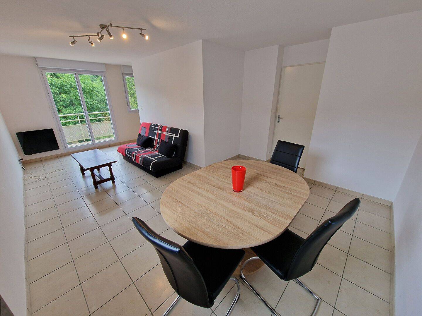 Appartement 2 pièces 46 m² · à Bellignat · 46,4 m² · 500 €/mois