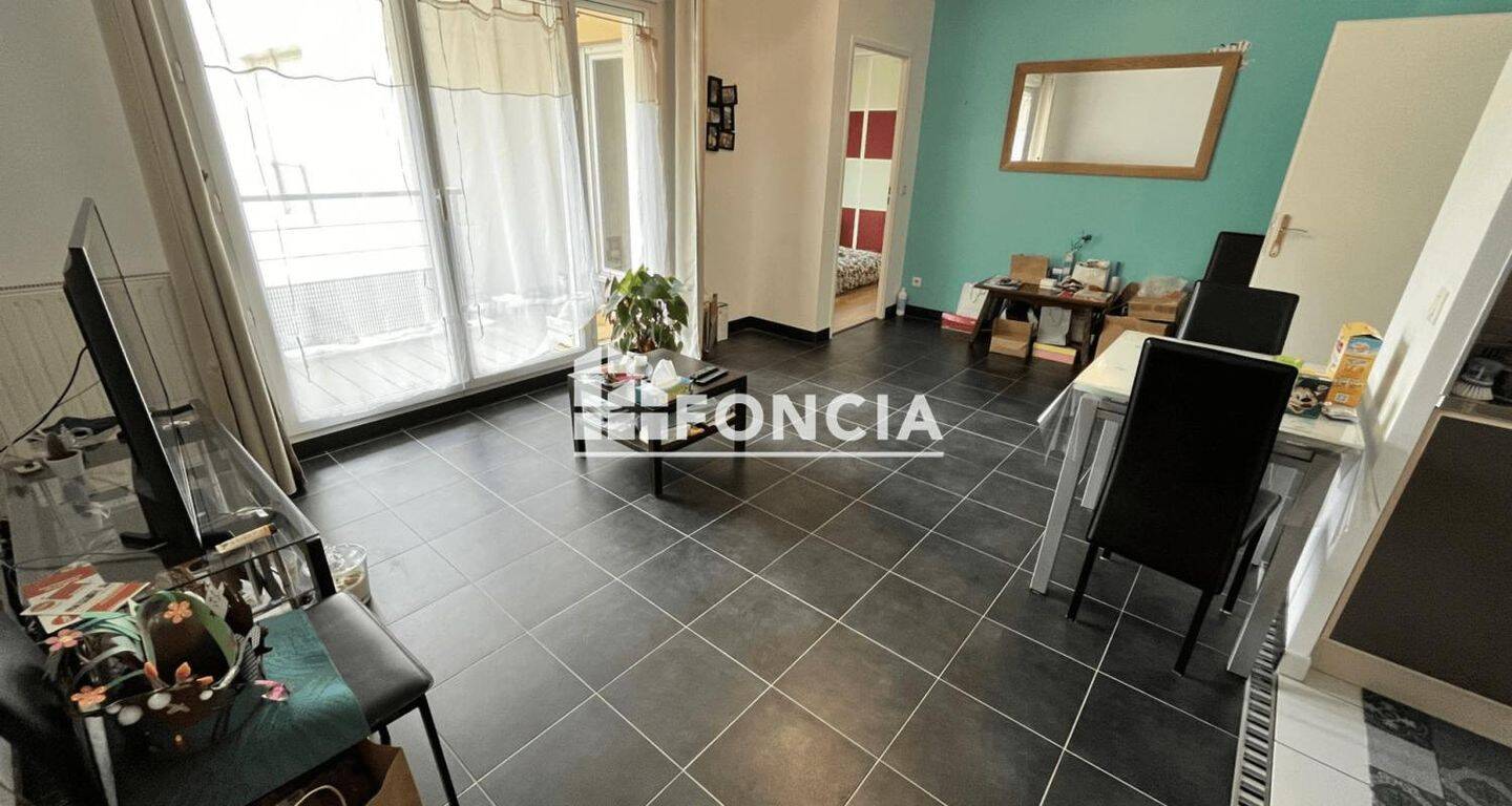 Appartement 2 pièces 44 m² · à Élancourt · 43,9 m² · 834 €